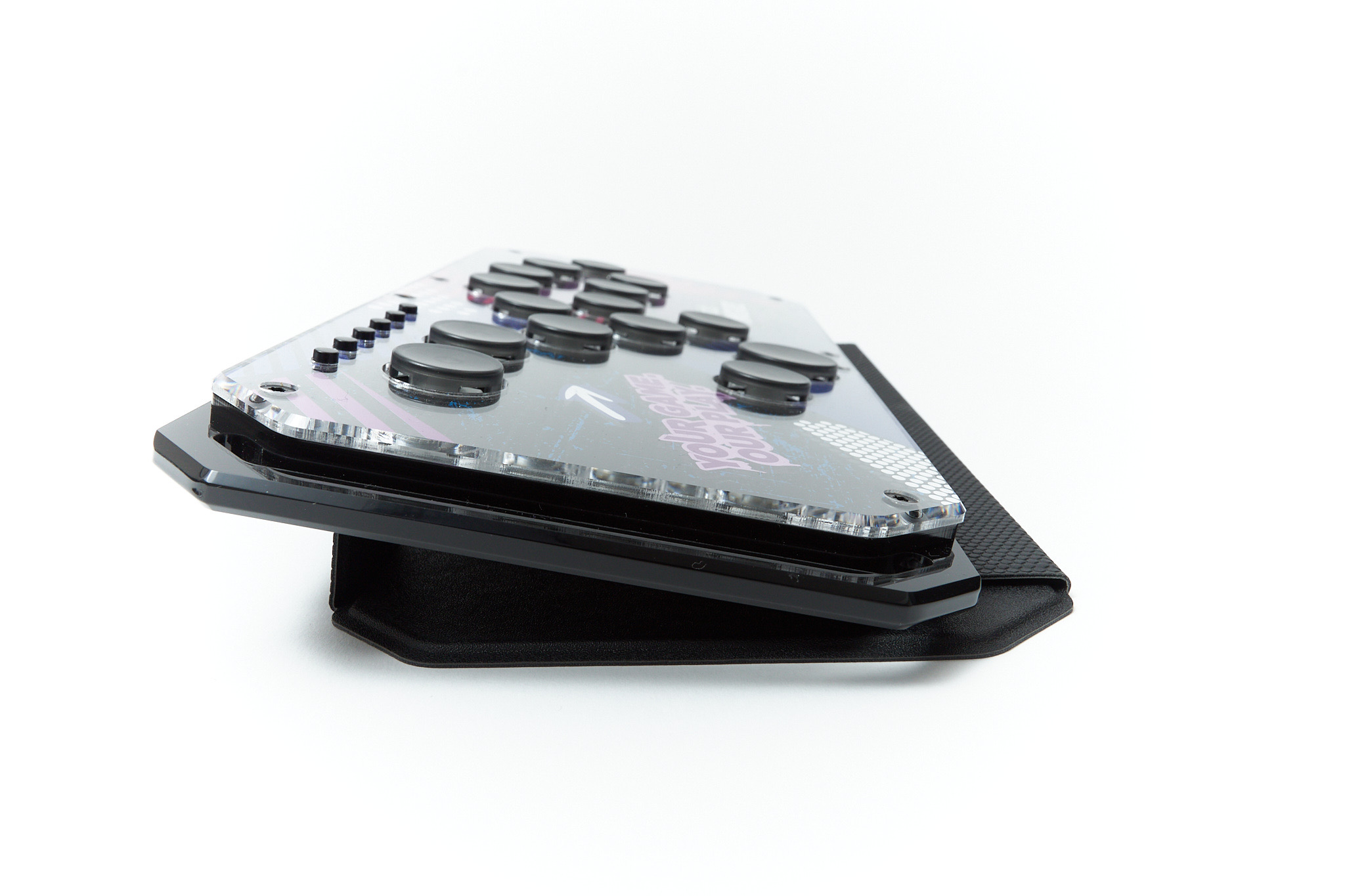 レビュー】カバーが付いた薄型軽量なレバーレス「Brook Fighter