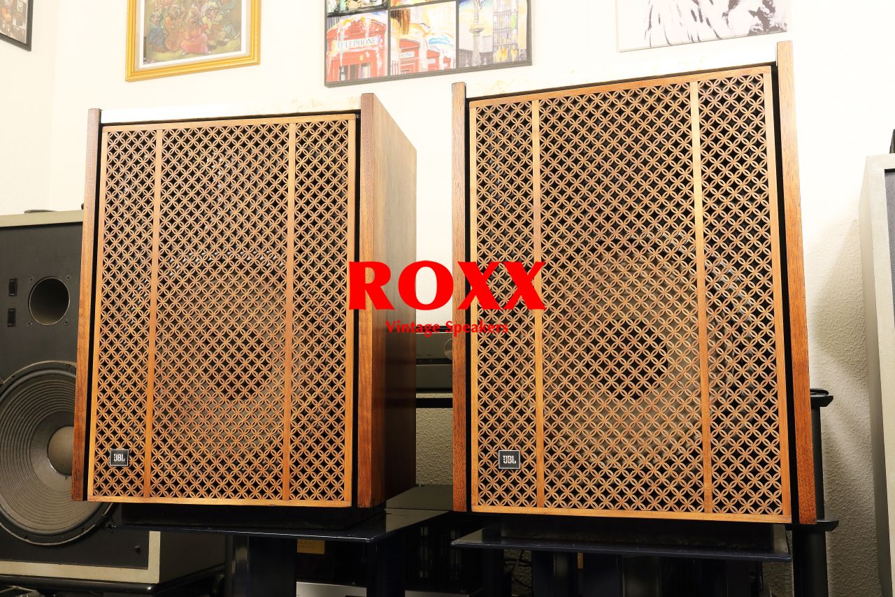 販売商品のご案内】往年の名機 JBL スピーカー C56 DORIAN ドリアン