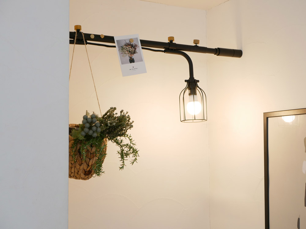 DRAW A LINE/ドローアライン＞008 Lamp B ブラック – カチモ | カチ