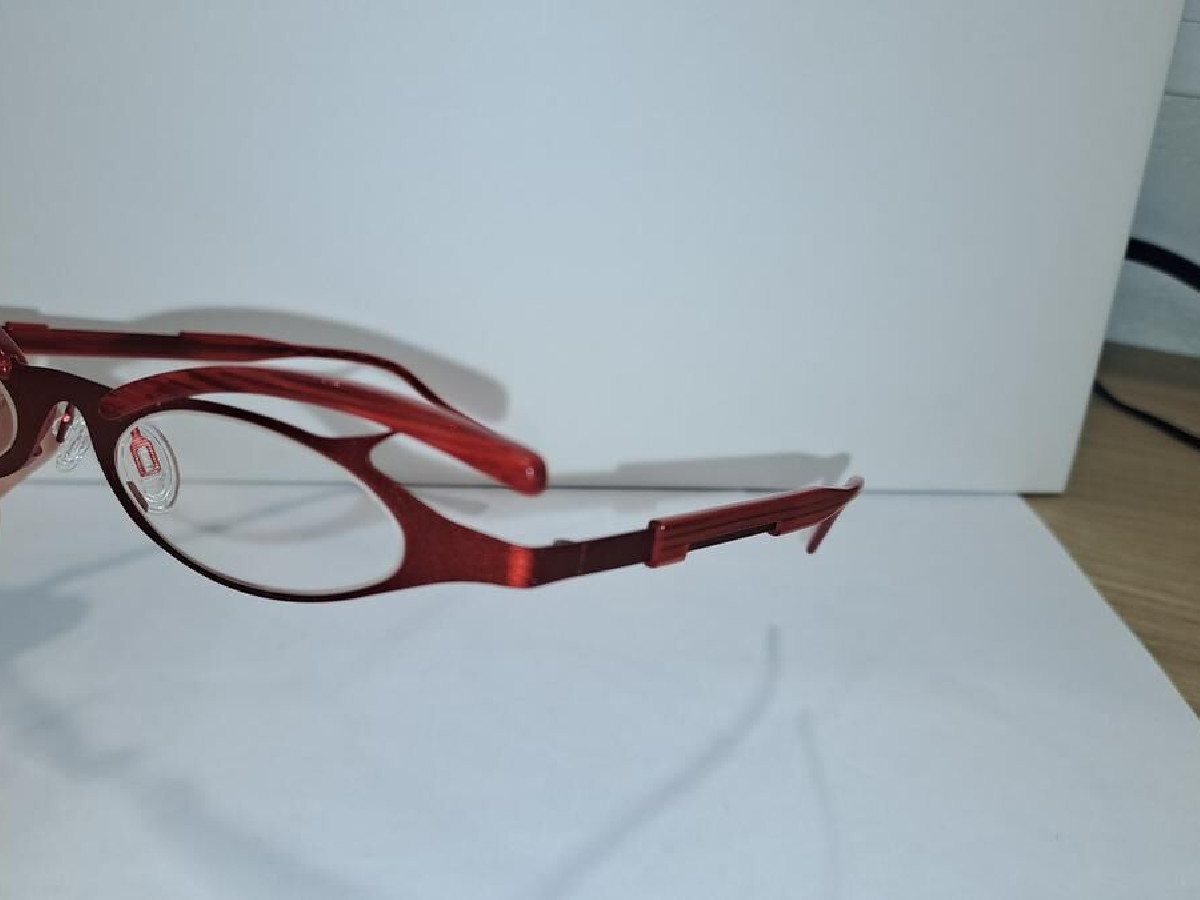 THEO - Eye witness OK