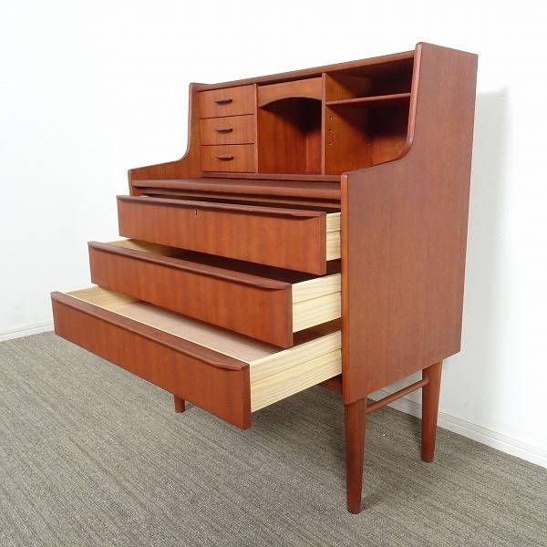 ACTUS アクタス H.W.F ライティングビューロー 鍵付き 入荷しました