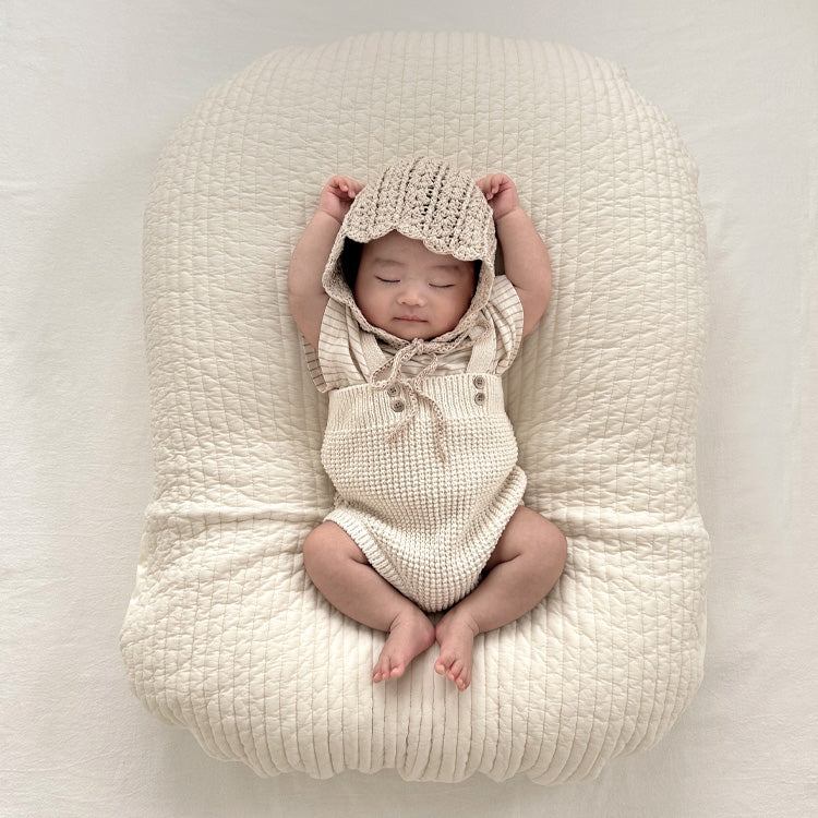 Essian（エシアン） | はき戻し防止 キルトクッション｜出産祝い