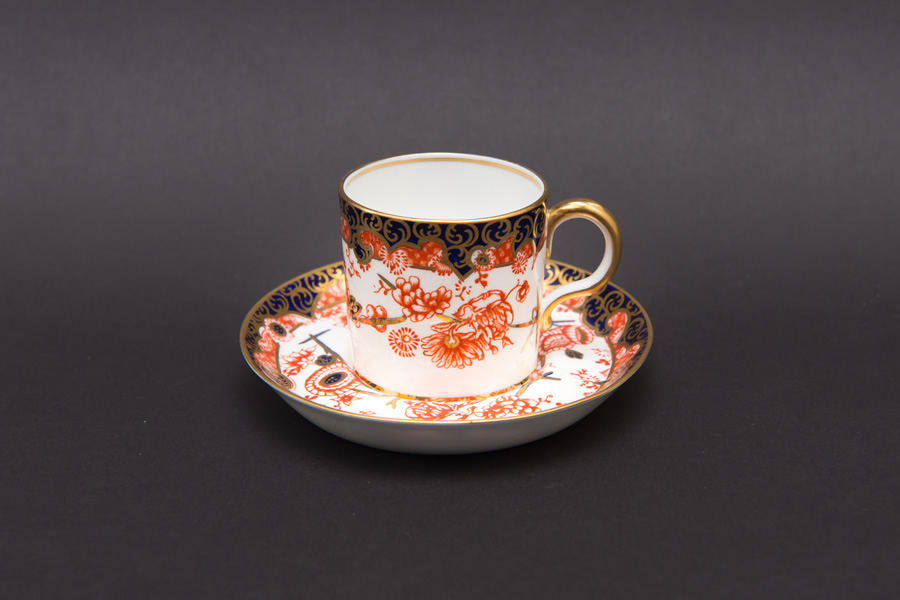 ロイヤル・クラウン・ダービー 金彩赤絵伊万里 デミタスカップ