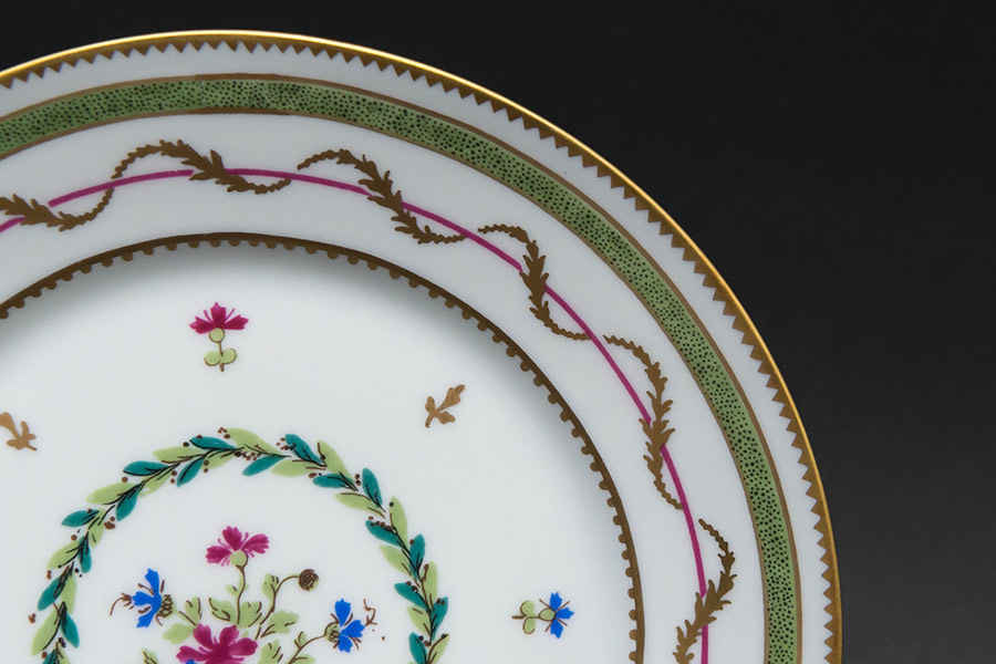 アビランド ヴューパリヴェール 16cmプレートを買い取りました