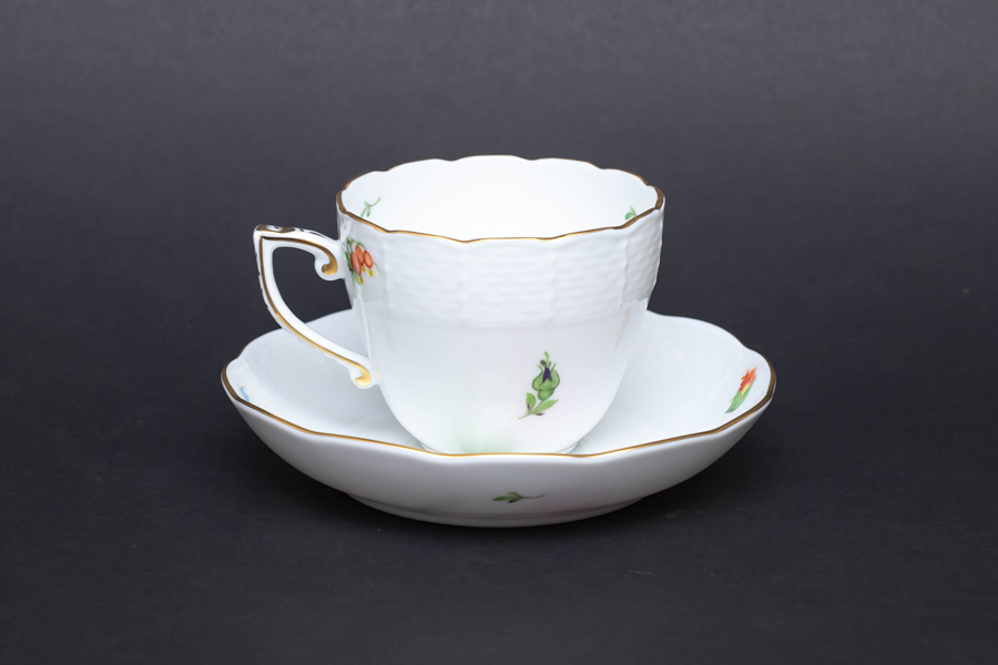 ヘレンド バコニーの春（キティピンク） メランジェカップ＆ソーサーを