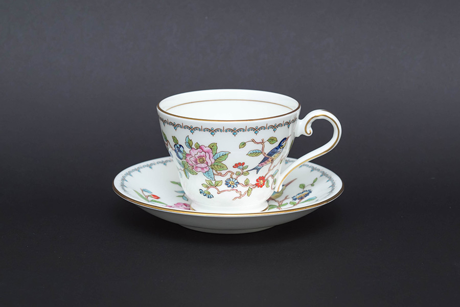 エインズレイ ペンブロック ティーカップ＆ソーサー