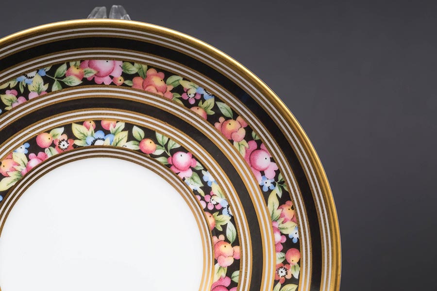 ウェッジウッド クリオ フルリムボーダー デミタスカップ＆ソーサーを