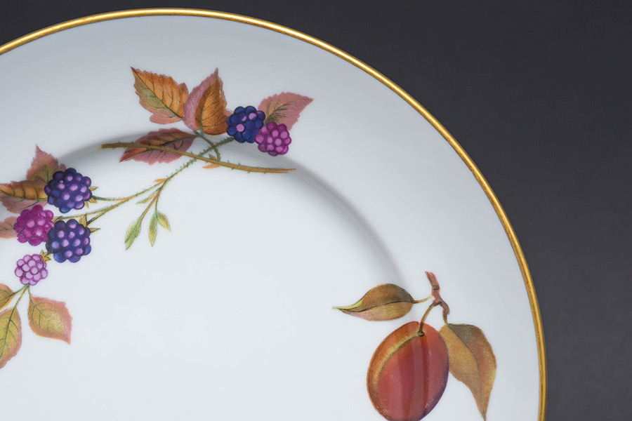 ロイヤル・ウースター イブシャムゴールド 20cmプレートを買い取りまし