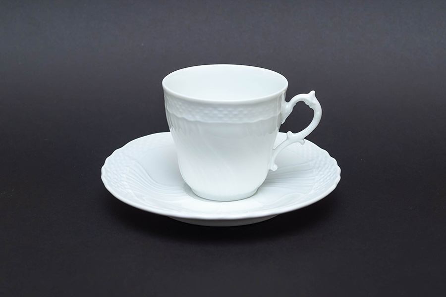 リチャード・ジノリ ベッキオホワイト デミタスカップ＆ソーサーを