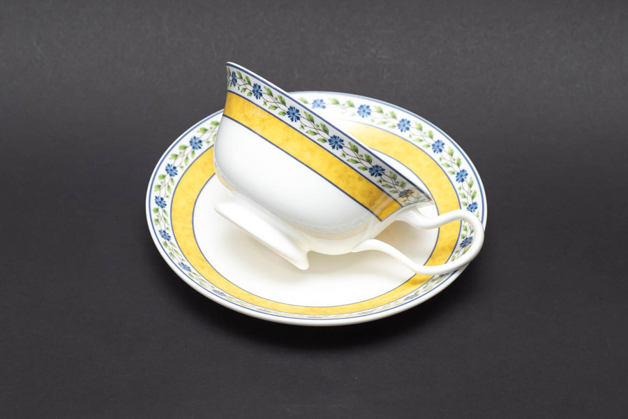 ウェッジウッド ミストラル ティーカップ＆ソーサー（ピオニー）を