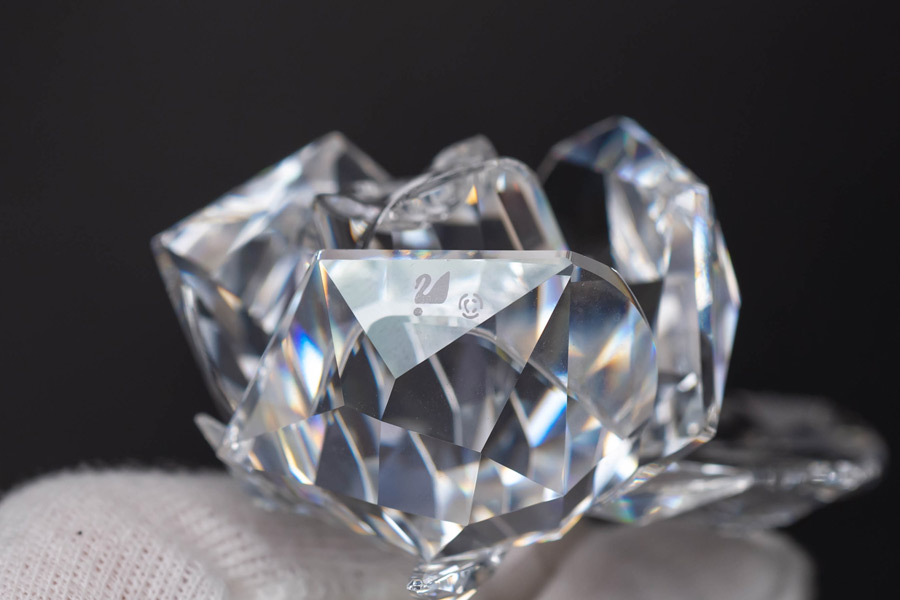 スワロフスキー クリスタル ローズを買い取りました｜ブランド食器買取