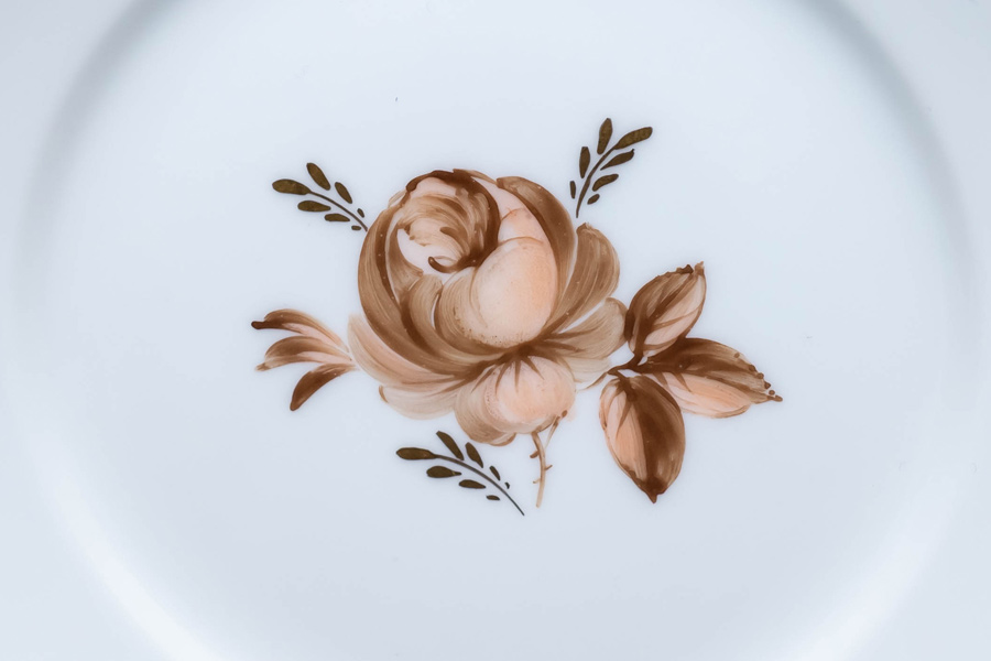 ロイヤル・コペンハーゲン ブラウンローズ 19cmプレートを買い取りまし