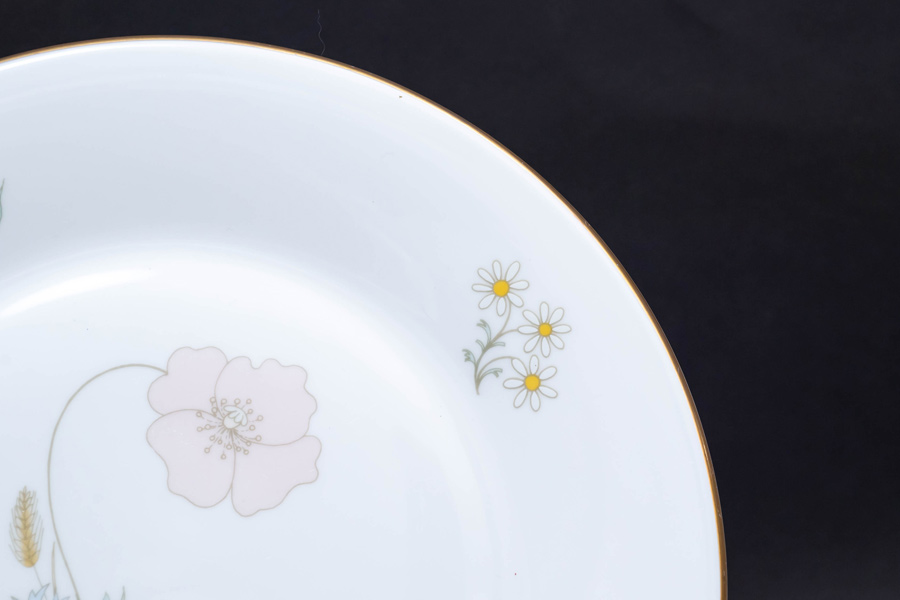 ロイヤル・ドルトン フラテーション 27cmプレートを買い取りました