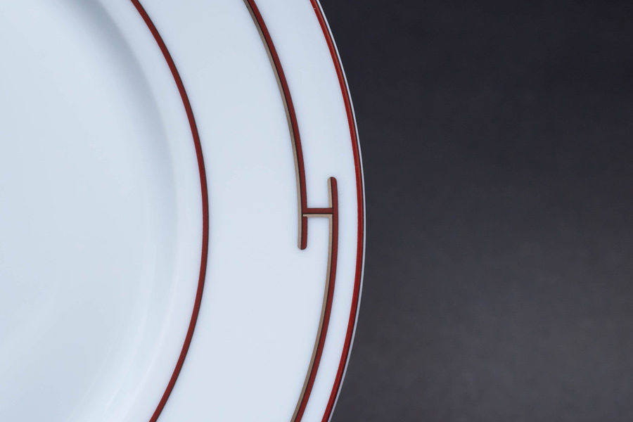 エルメス リズム（レッド） 27cmプレートを買い取りました｜ブランド