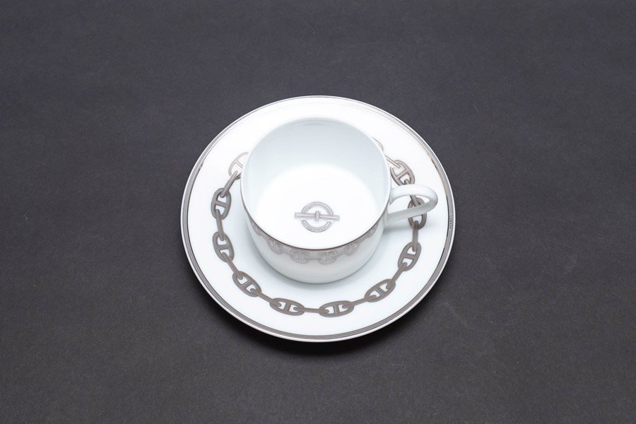 エルメス シェーヌダンクル（プラチナ） ティーカップ＆ソーサーを