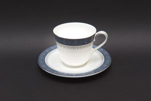 ロイヤル・ドルトン チャリノー デミタスカップ＆ソーサーを買い取り