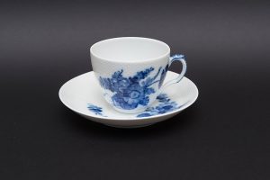 ロイヤル・コペンハーゲン ブルーフラワーカーブ リーフディッシュを