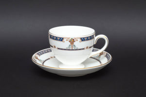 ウェッジウッド クリオ（ライン） ティーカップ＆ソーサー（リー）を