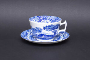 リチャード・ジノリ ミュージオクラシコ モーニングカップ＆ソーサーを