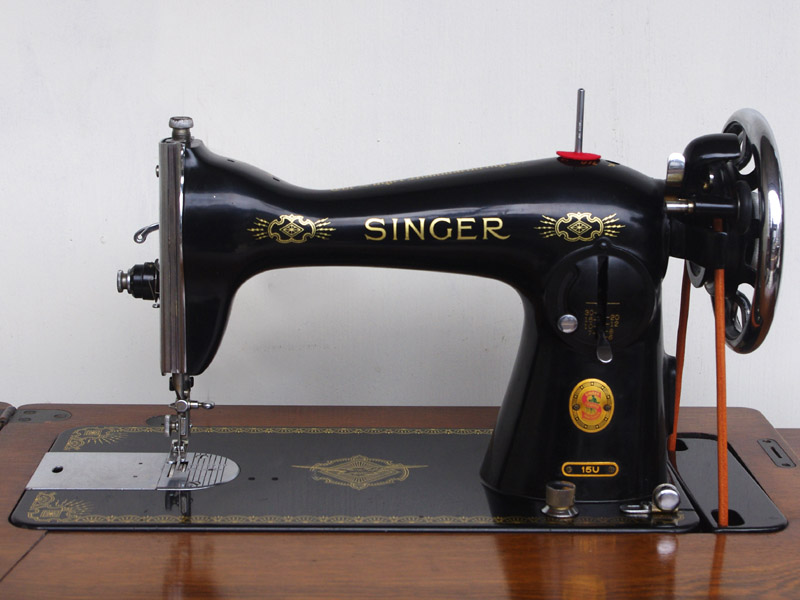 No.520 SINGER 15U シンガー製 家庭用足踏みミシン：アンティーク
