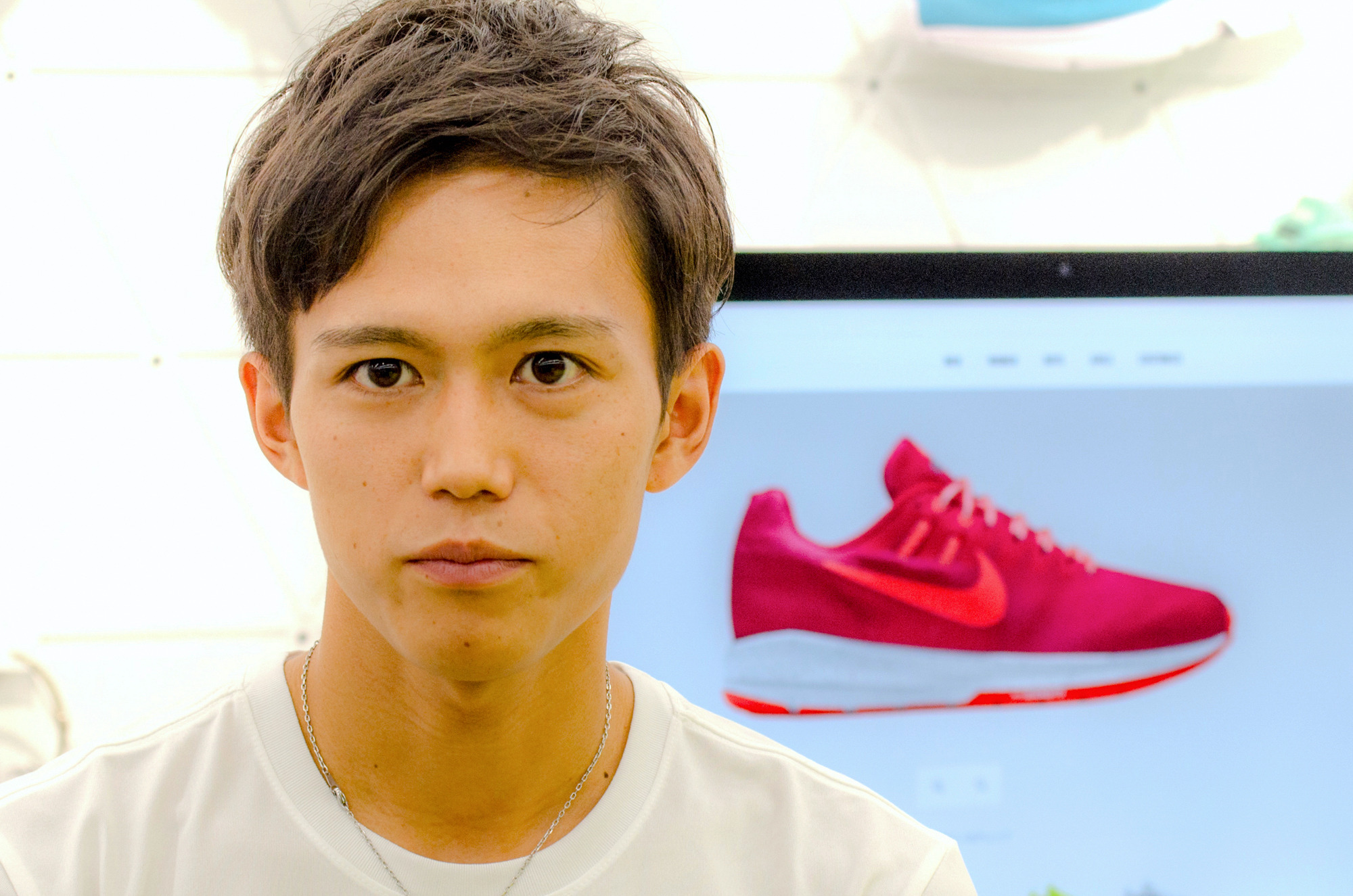 大迫傑、自らデザインを手がけた「ナイキ エア ズーム ストラクチャー