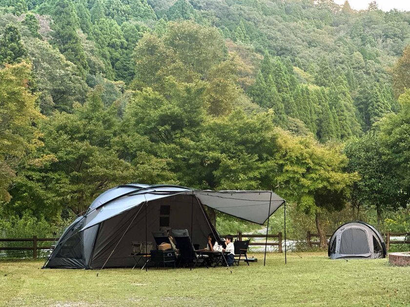 キャンプ用品ブランド「RATELWORKS(ラーテルワークス)」より跳ね上げ