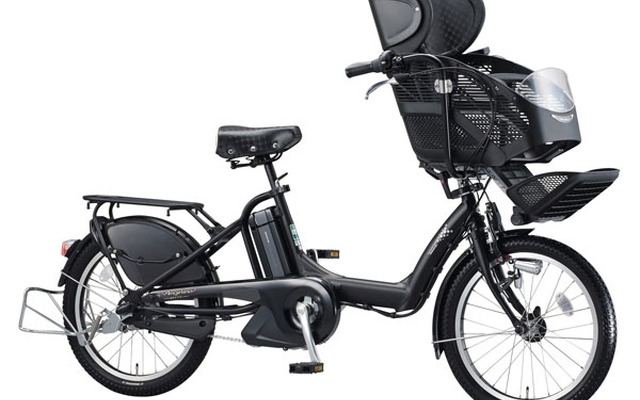 ブリヂストン、3人乗り対応の小径電動アシスト自転車を発売