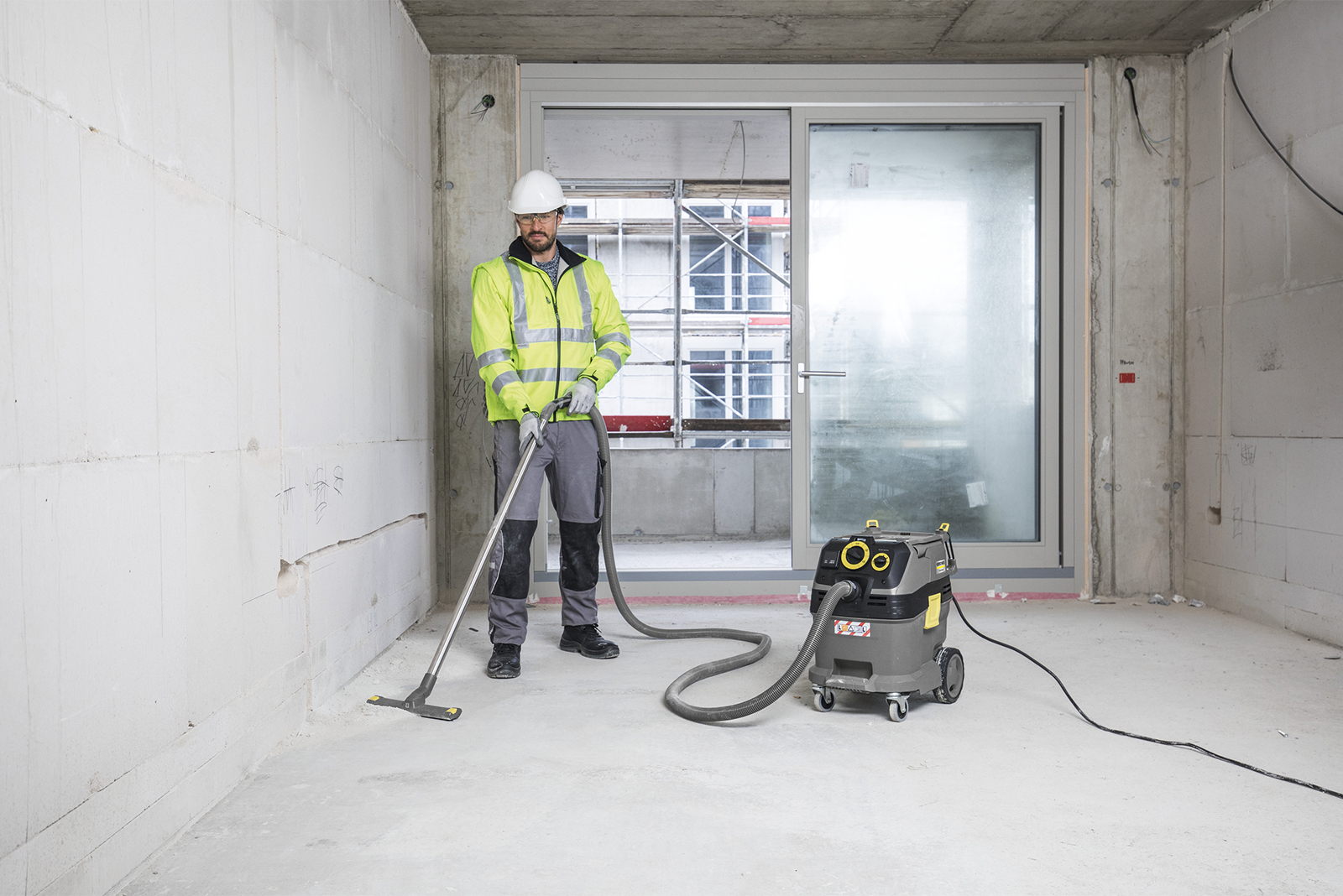 NT 30/1 Tact 帯電防止 乾湿両用掃除機 業務用 | ケルヒャー