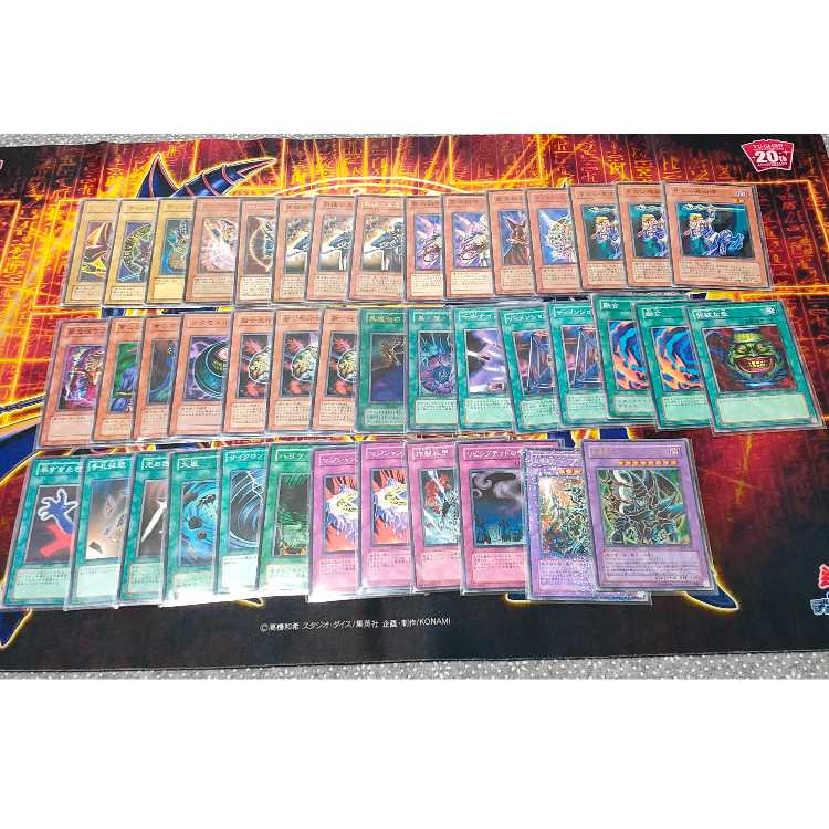 04環境 ブラックマジシャンデッキ 1枚の通販 たか ☆即日・翌日発送