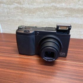 RICOH GR Ⅱ 新品 49,800円 中古 19,800円 | ネット最安値の価格比較