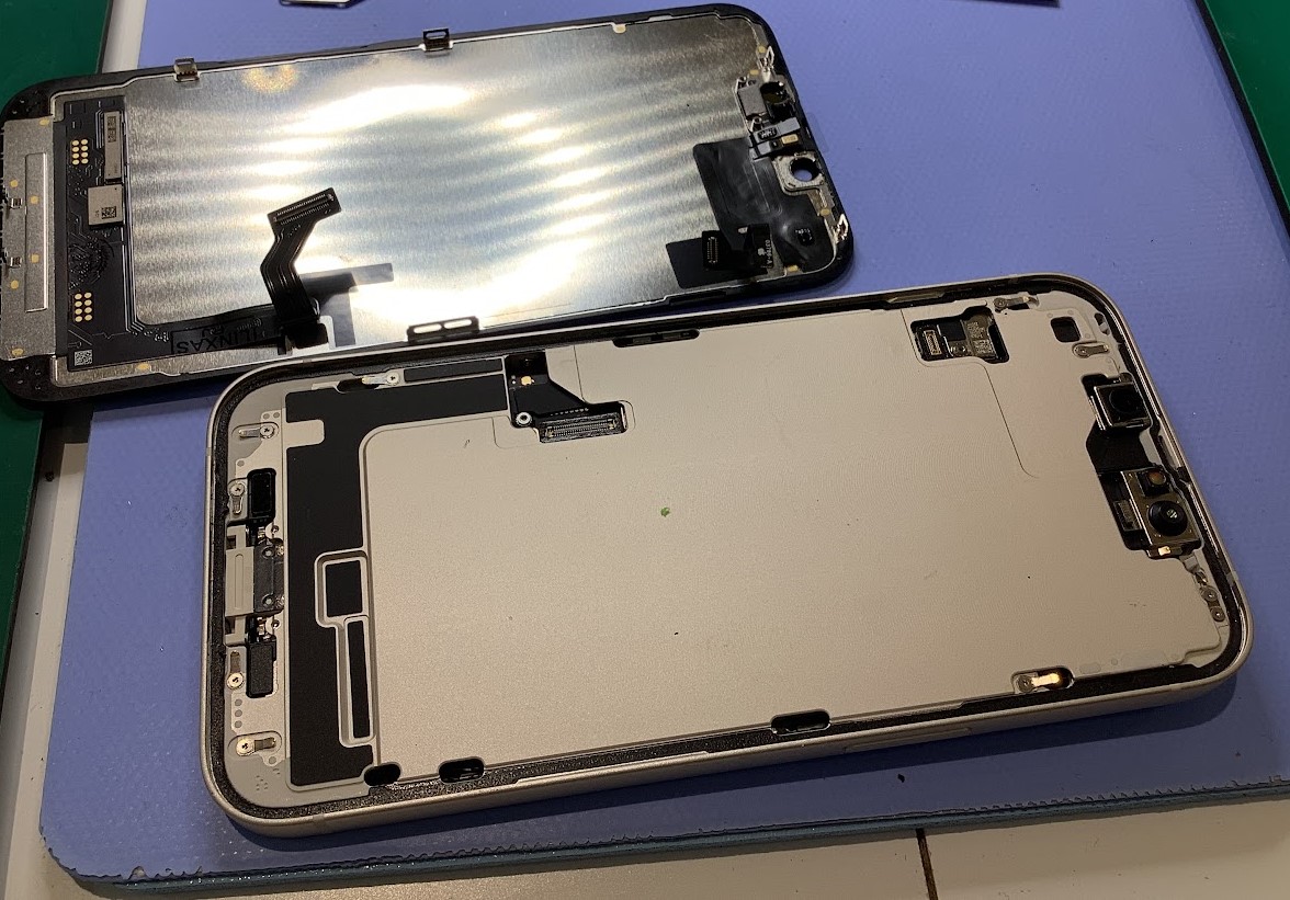 iPhone14Proならデータをそのまま・最短即日修理のスマホ修理工房西