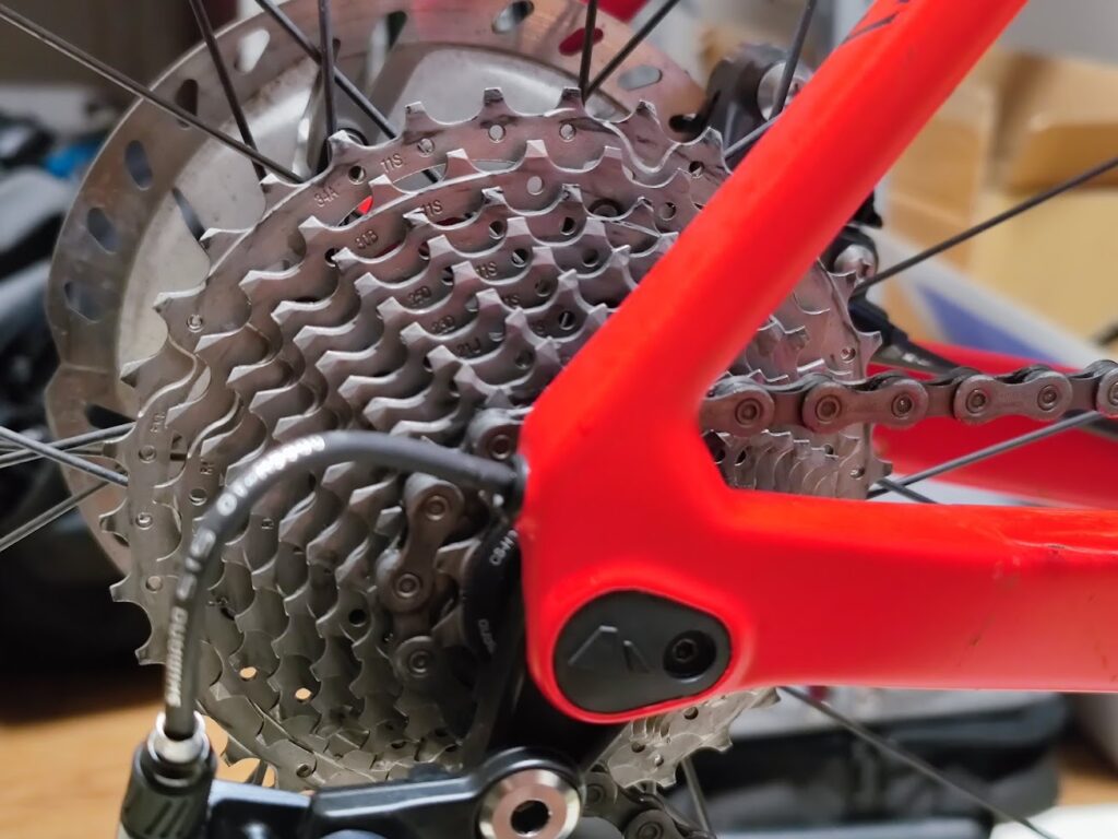 レビュー】シマノ CS-HG800-11 11-34T カセットスプロケット ～中低速