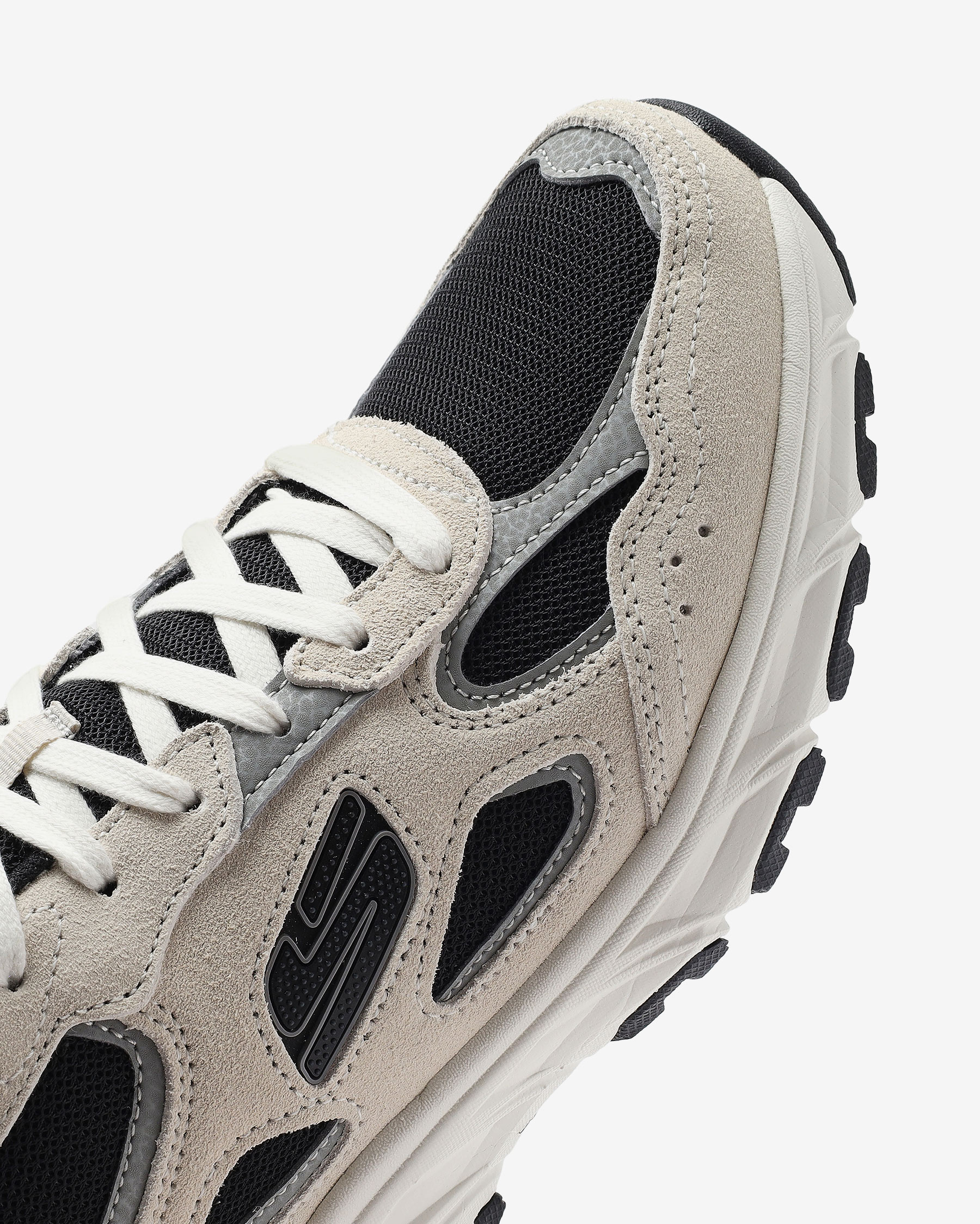 Skechers Hillcrest 2.0-Cedar Wells Erkek Bej Outdoor Ayakkabı