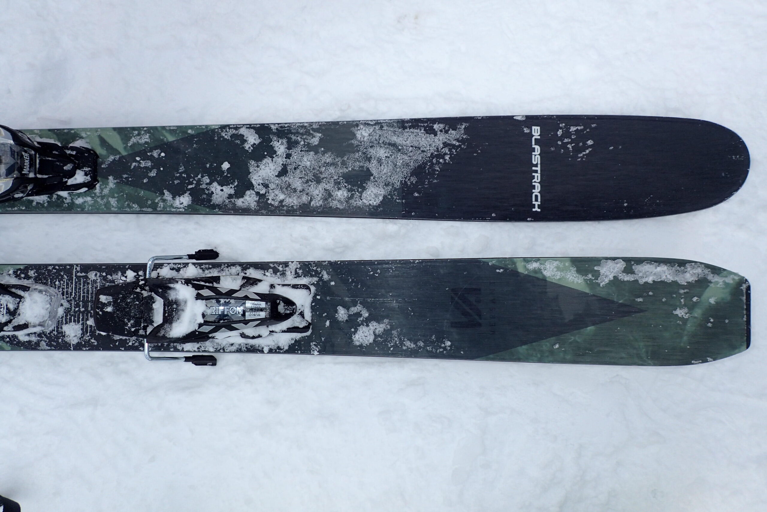 BLASTRACKブラストラック VERSANT│skibum fancy スキーバムファンシー