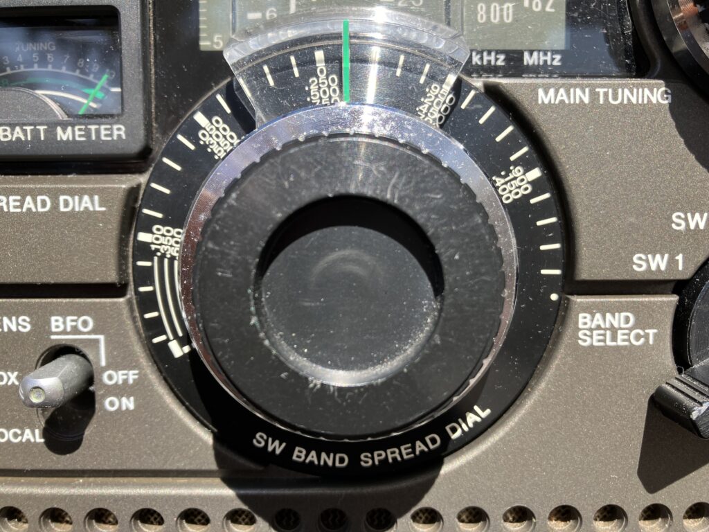 ソニー ICF-5900 – アナログBCLラジオの金字塔 | 【昭和レトロ