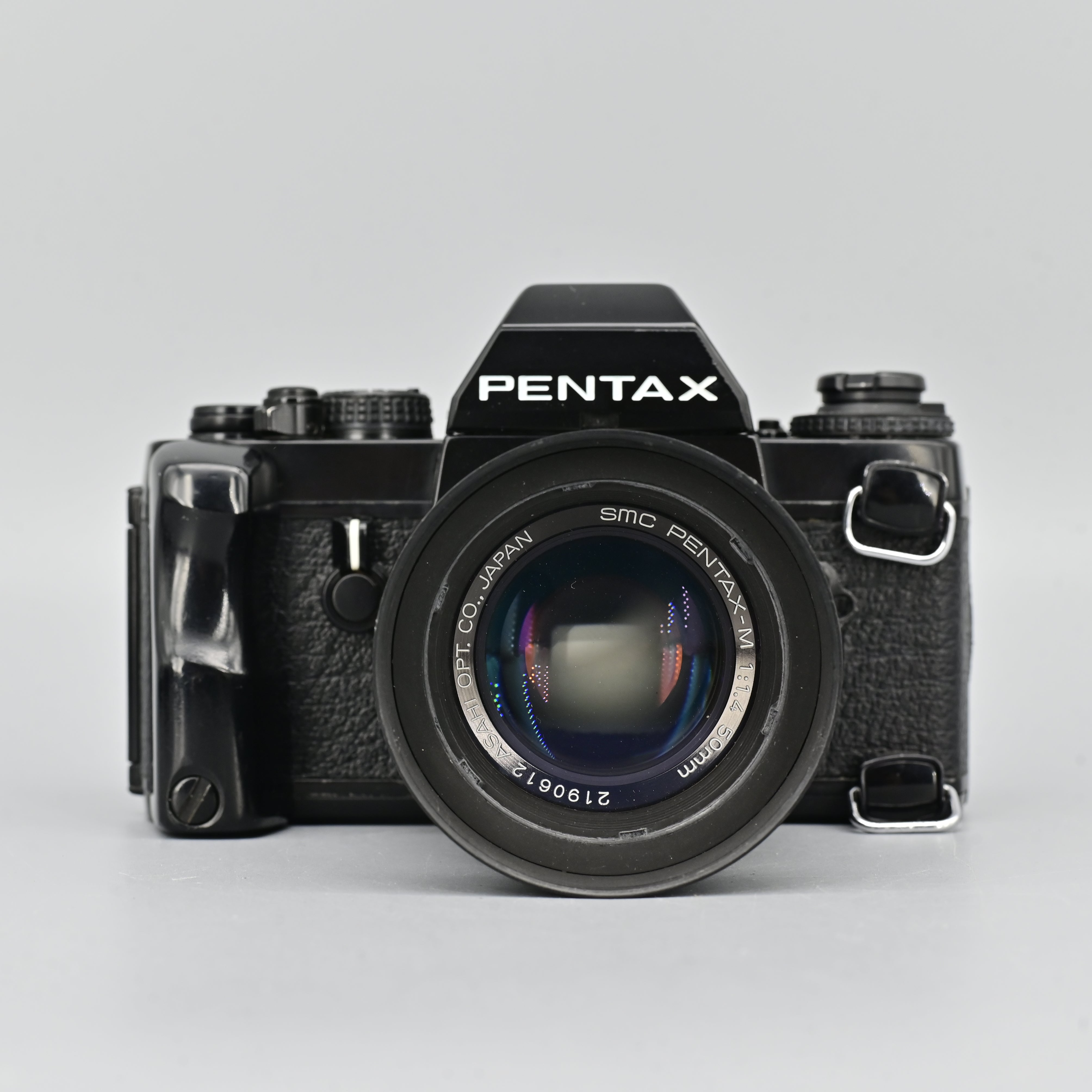 Pentax LX + SMC 50mm F1.4 + Hand Grip – SHOWA