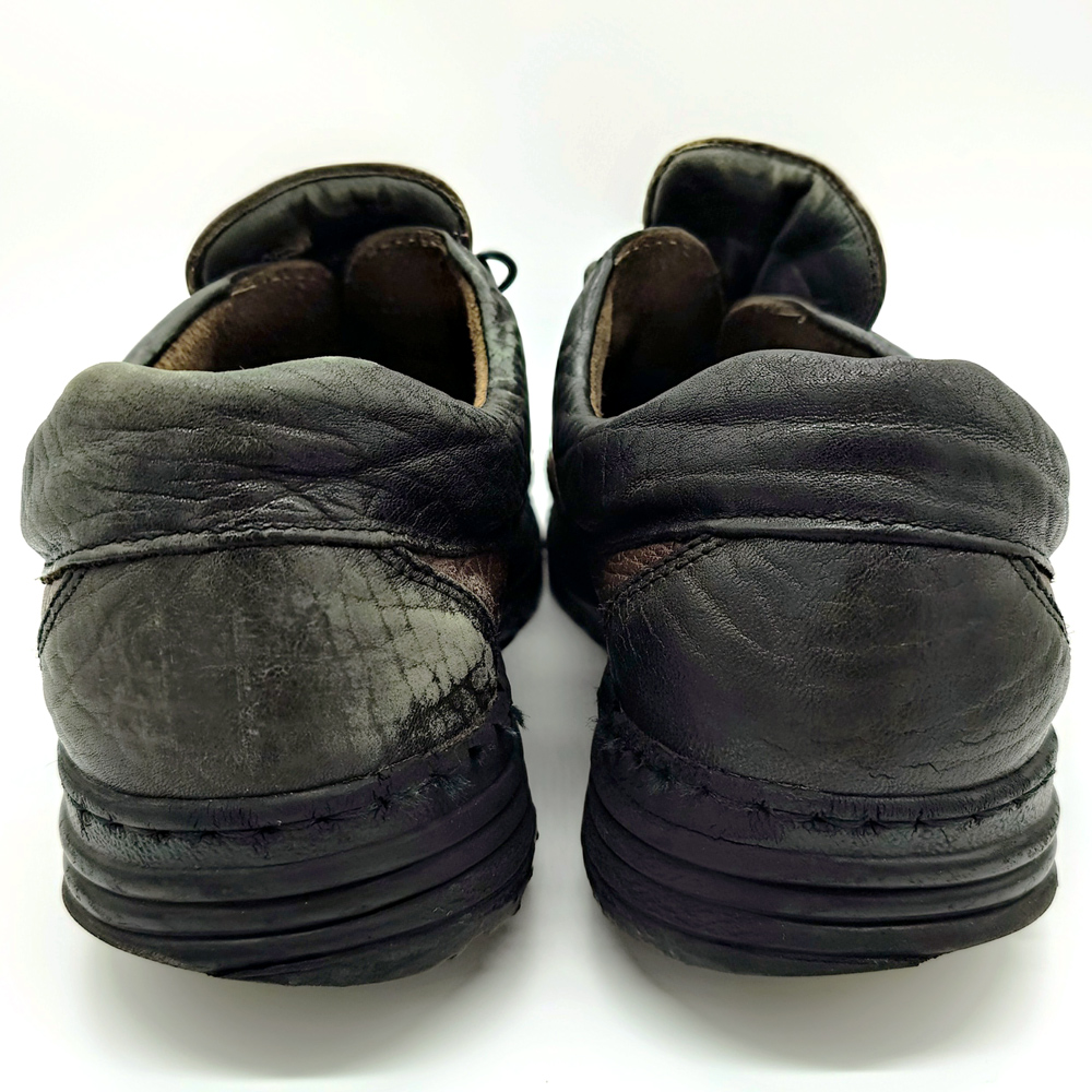 お馴染みのサフィールのユニバーサルレザーローションに 「ブラック