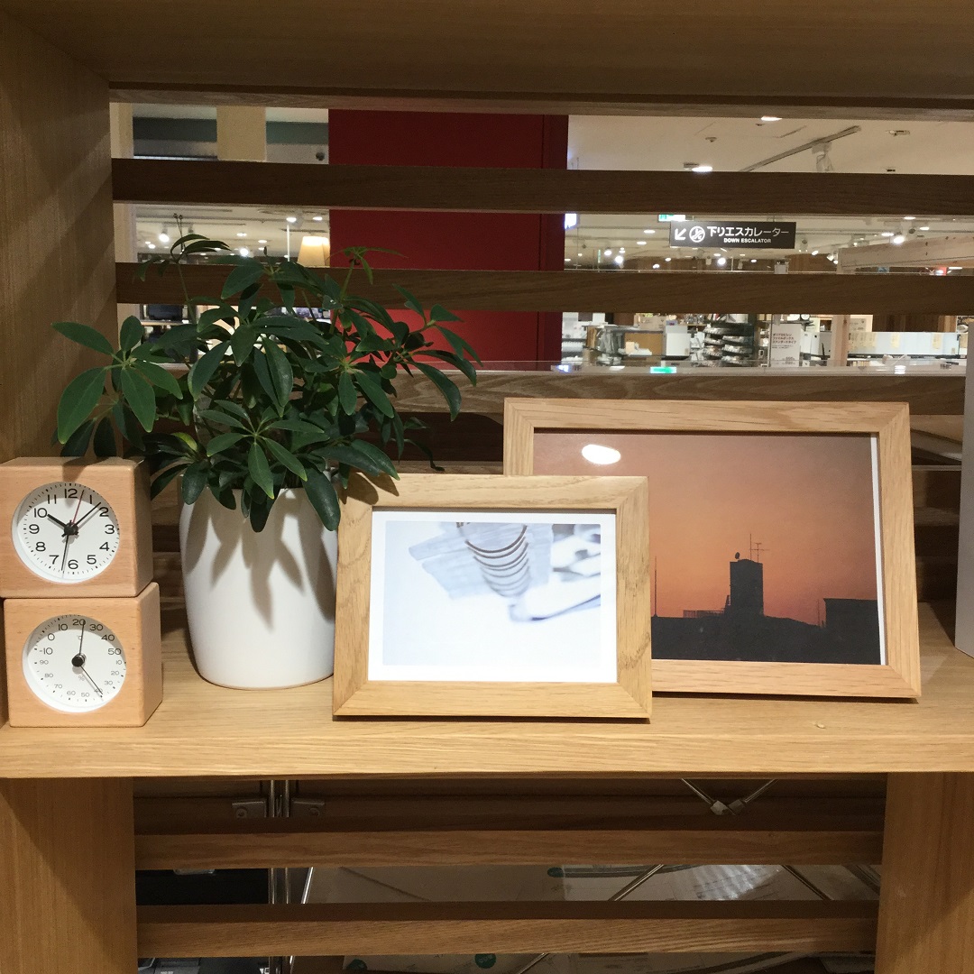 大宮マルイ】壁に付けられる家具【フレーム】｜ 無印良品