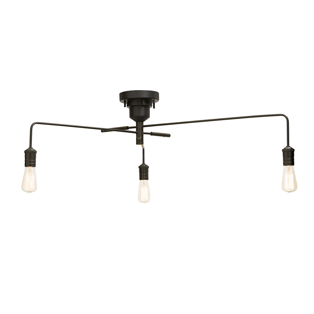 スラリと伸びたアームの先にビンテージライクなソケットのシーリング