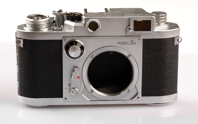 Minolta 35 Model IIB Rangefinder: shop.CameraQuest.com