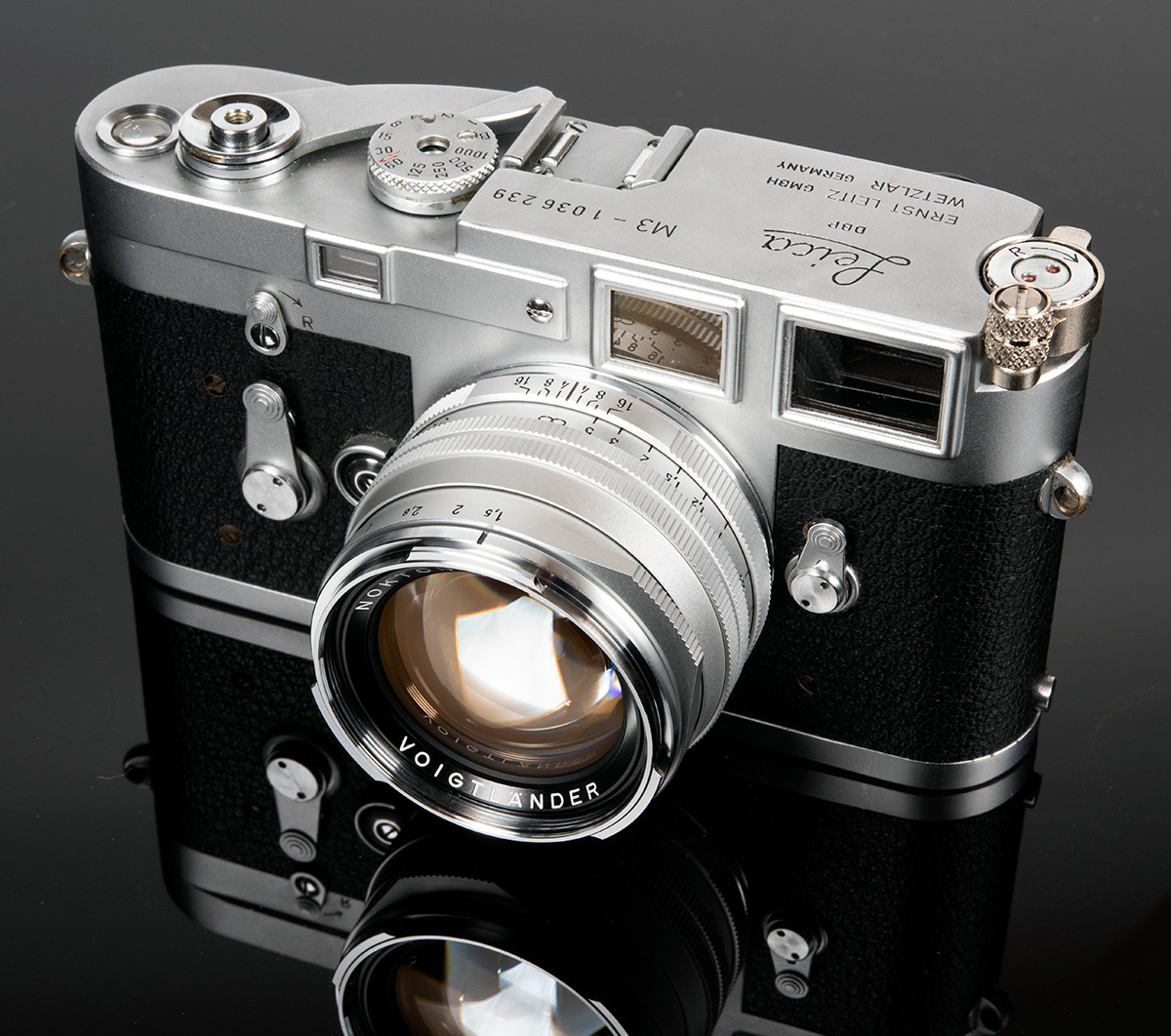 Voigtlander 50mm f/1.5 II Silver MC Vintage Line: shop.CameraQuest.com