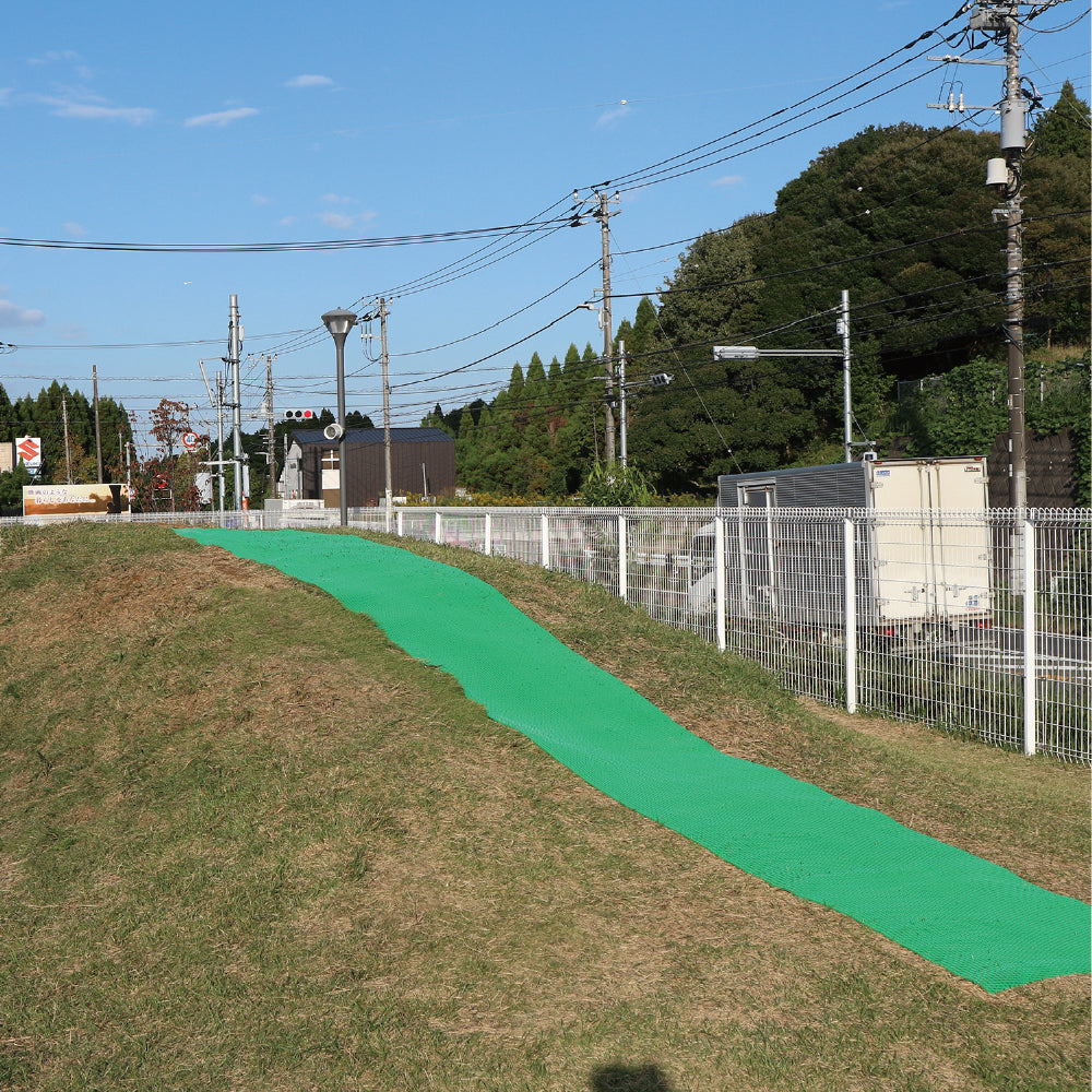 安全歩行マット8mm 900mm×6M 入荷後の出荷となります – CARBOY SHOP