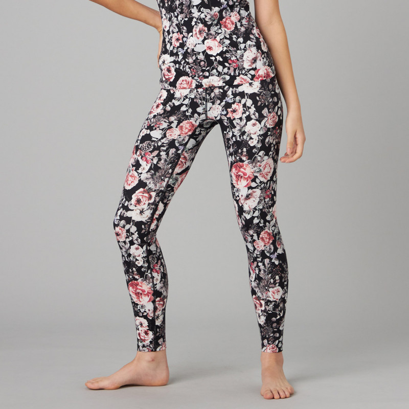 ホリデーローズレギンス 商品ページ | チャコットオンラインショップ