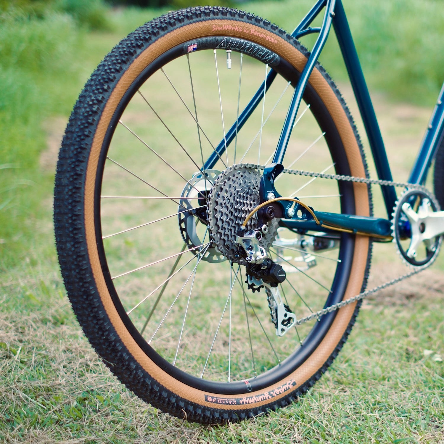 SIMWORKS Super Yummy Tire 27.5