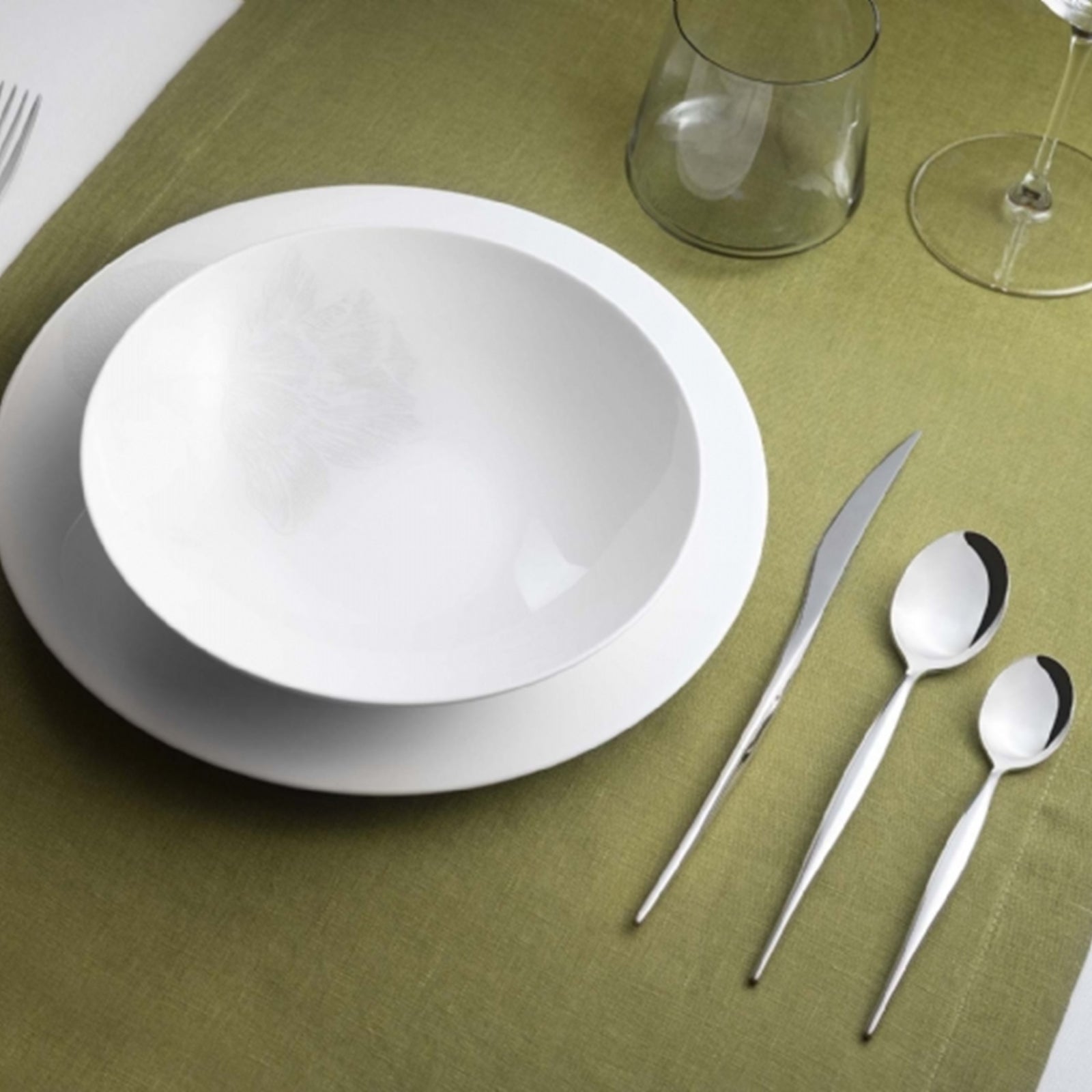 イタリア　カプリ島　陶器スプーンとテーブルクロスセット 公式> ブガッティ BUGATTI| ナチュラ コーヒー/ティー スプーン