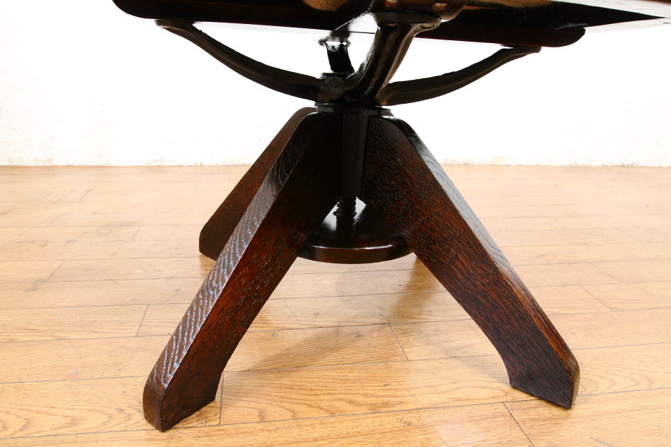 和骨董WA-COTTOO TAISHO-ROMANスタイル ドクターチェア｜アンティーク