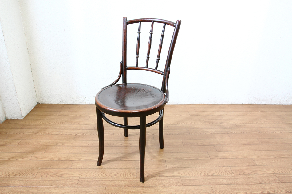 ヨゼフ・ホフマンJOSEF HOFFMANベントウッドスピンドルバックチェア