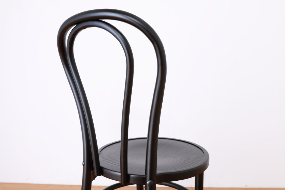 ページドPaged ベントウッドスタッキングチェア No18 / ダークウェンジ