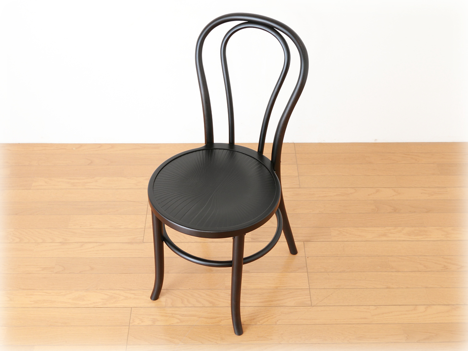 ページドPaged ベントウッドスタッキングチェア No18 / ダークウェンジ