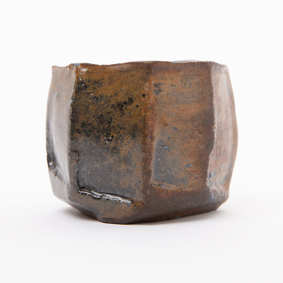 高原卓史 黒備前ぐい呑 [74]｜Discover Japan 公式オンラインショップ